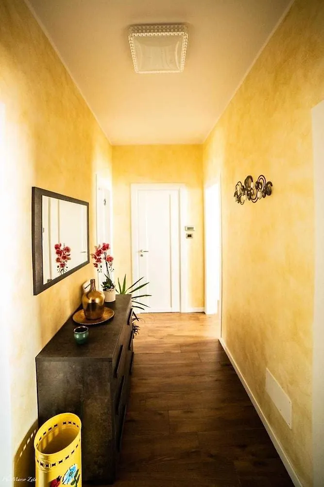 Apartament Casa Bologna Fiera 0*,  Włochy