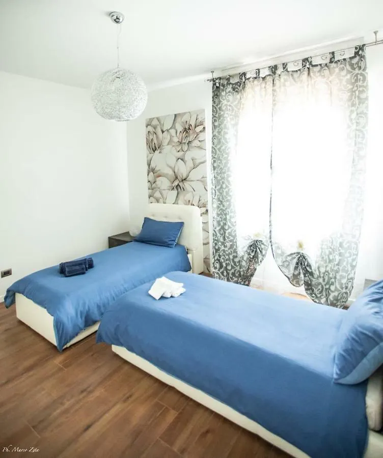 Apartament Casa Bologna Fiera Włochy